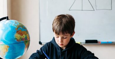 Atividade educativa para desenvolvimento cognitivo infantil